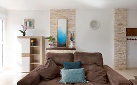 Duplex India